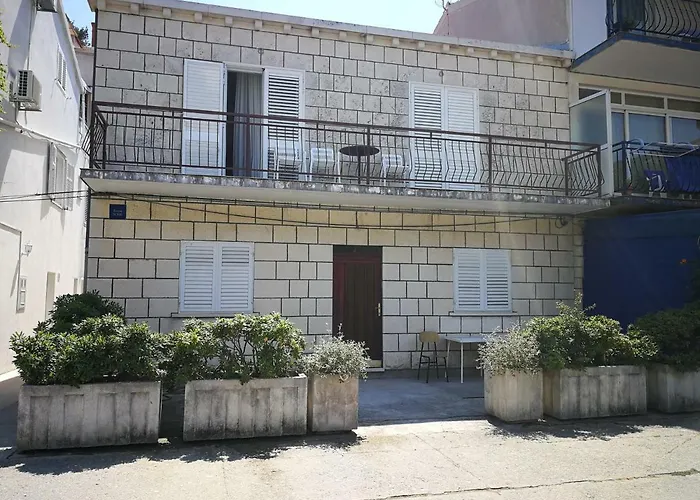 Vukotić House *