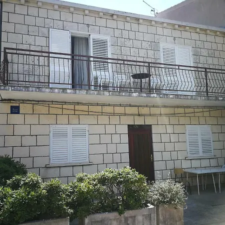 Vukotić House Žuljana