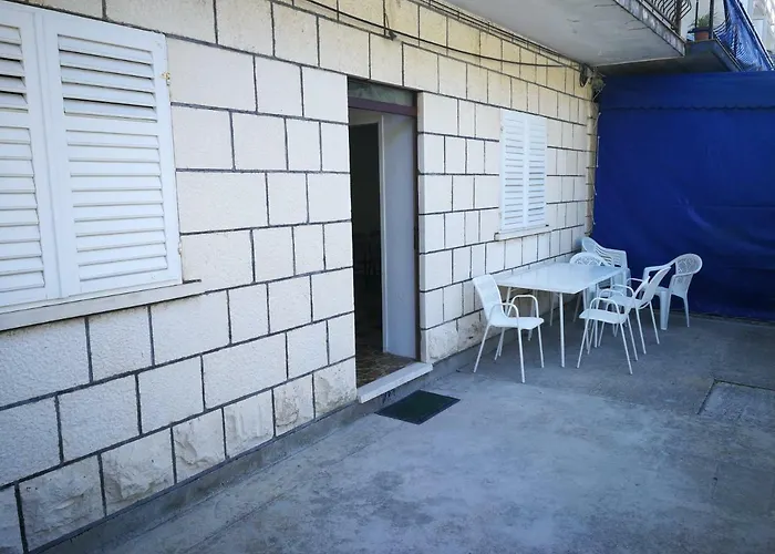 Vukotic House *